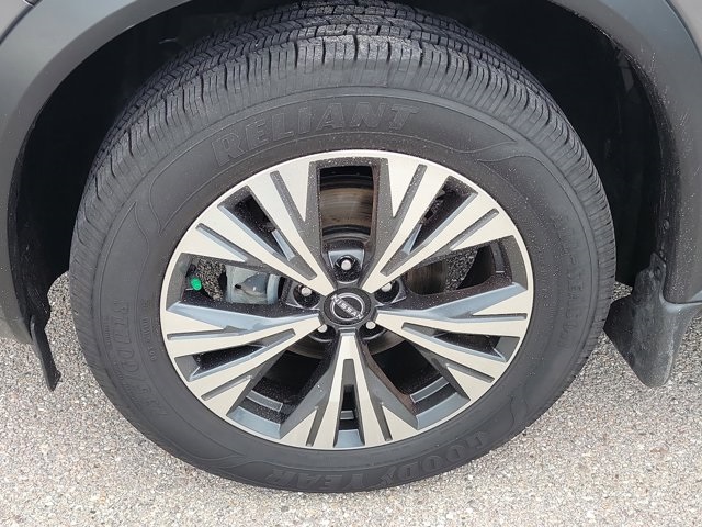 2023 Gun Metallic Nissan Rogue SV FWD SUV