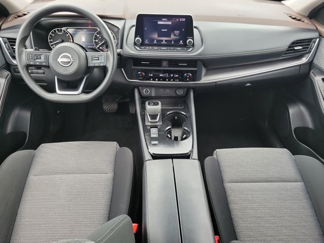 2023 Gun Metallic Nissan Rogue SV FWD SUV