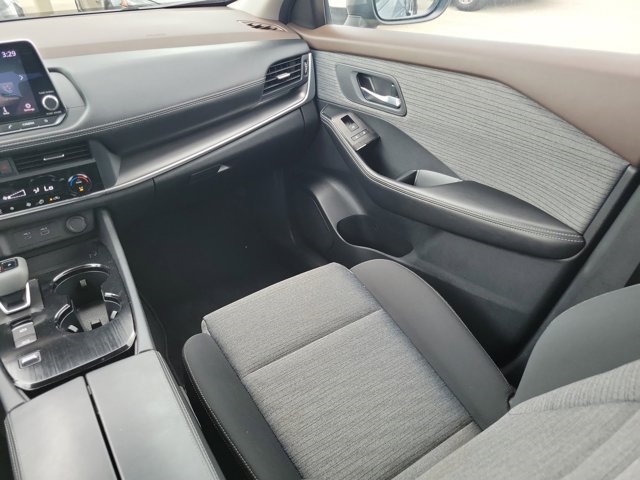 2023 Gun Metallic Nissan Rogue SV FWD SUV