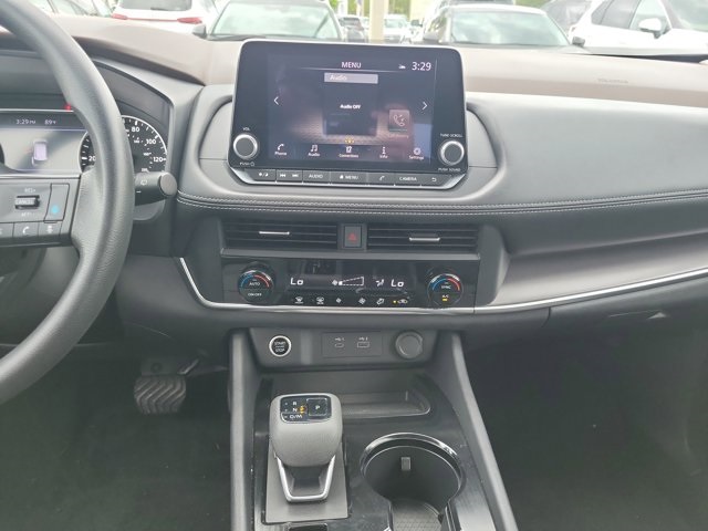 2023 Gun Metallic Nissan Rogue SV FWD SUV