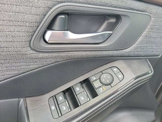 2023 Gun Metallic Nissan Rogue SV FWD SUV