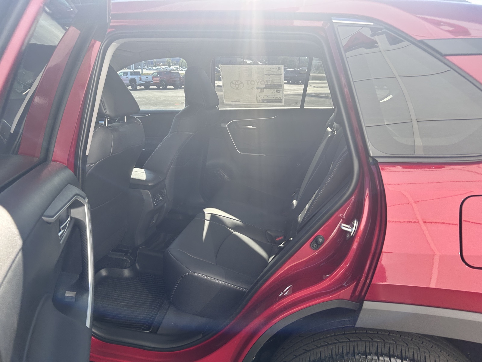 2025 Toyota RAV4 XLE Premium photo 15