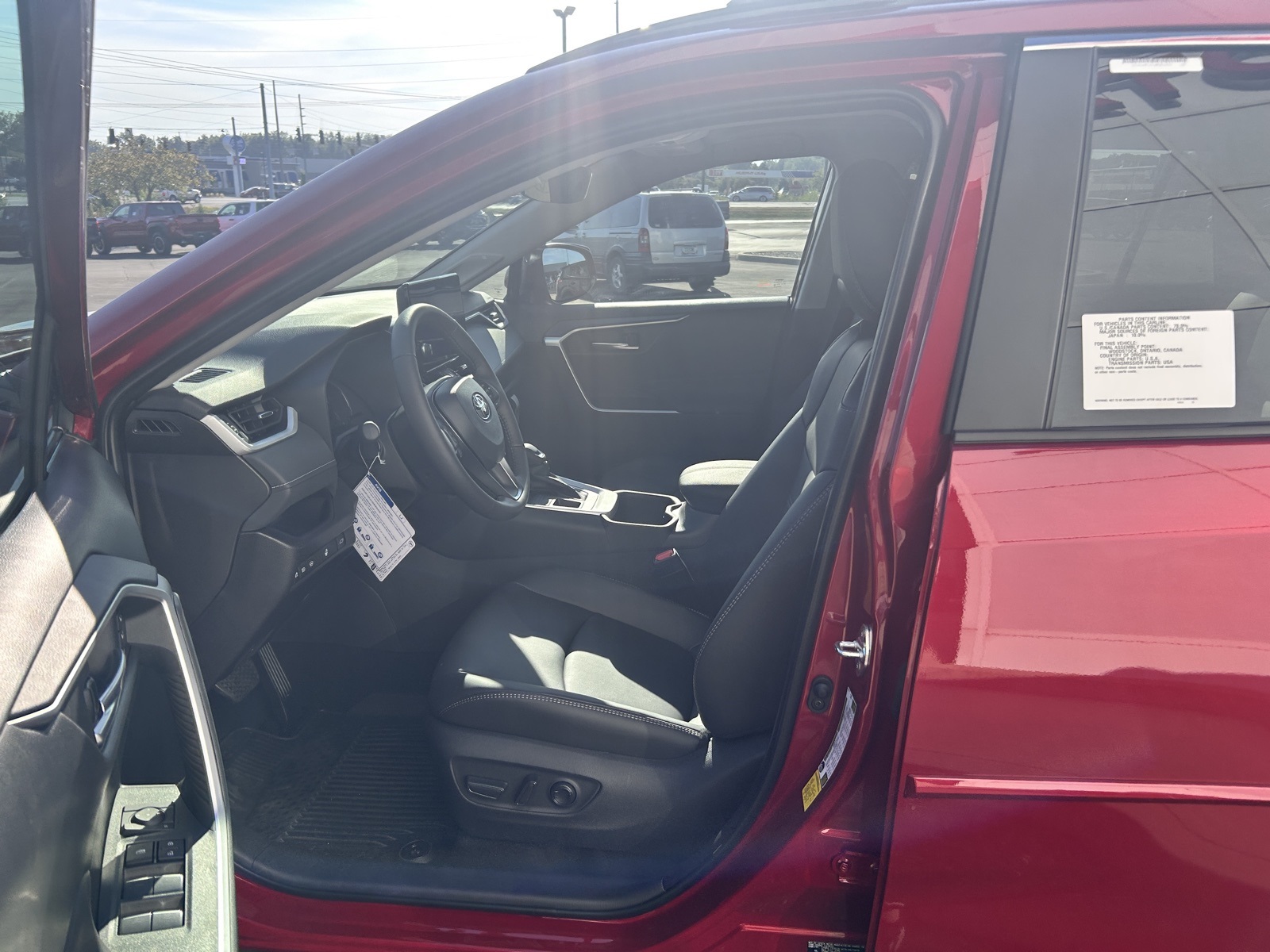 2025 Toyota RAV4 XLE Premium photo 20