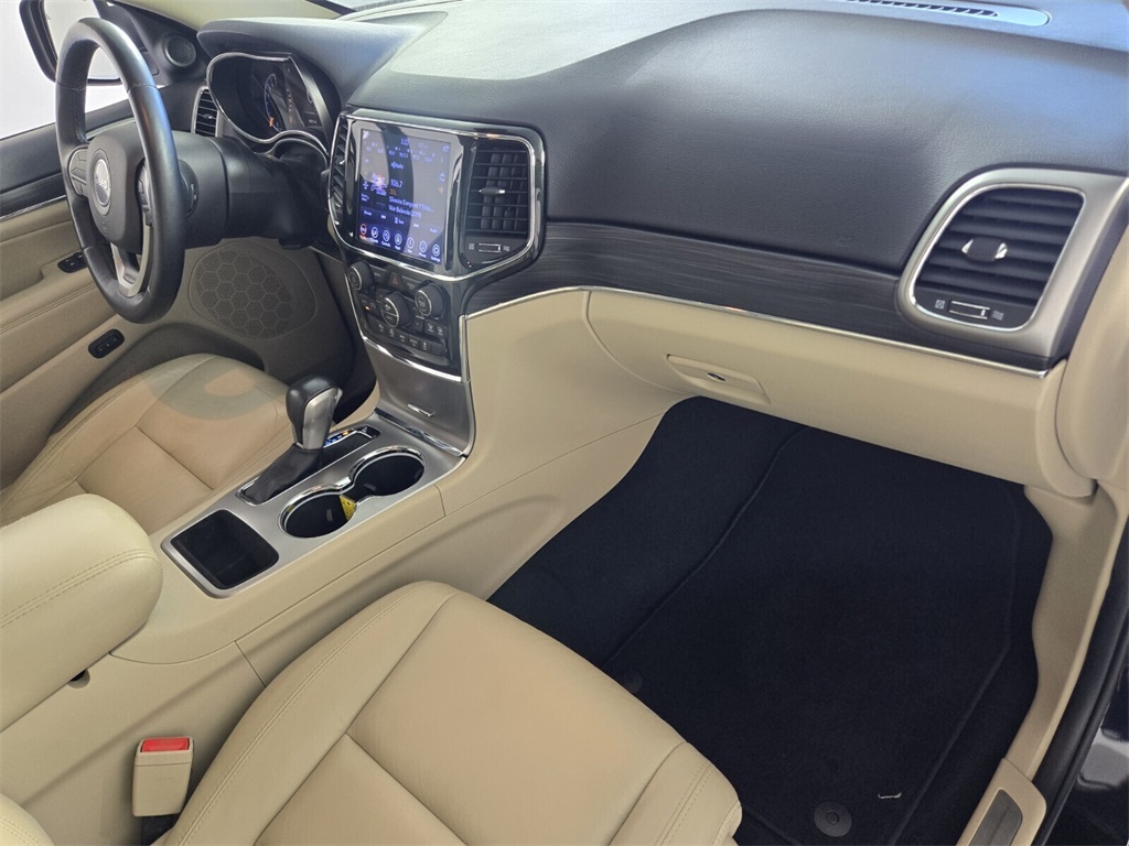 used 2021 Jeep Grand Cherokee car, priced at $18,498