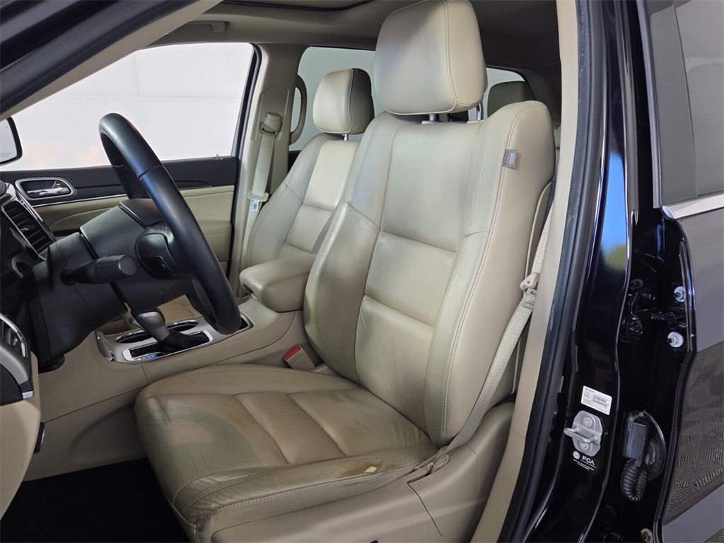used 2021 Jeep Grand Cherokee car, priced at $18,498