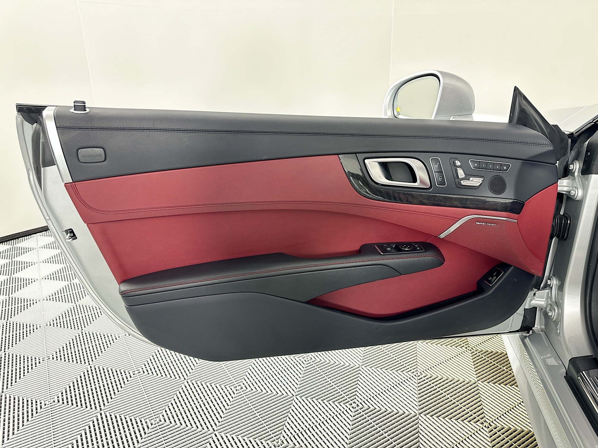 used 2020 Mercedes-Benz SL-Class car, priced at $59,993