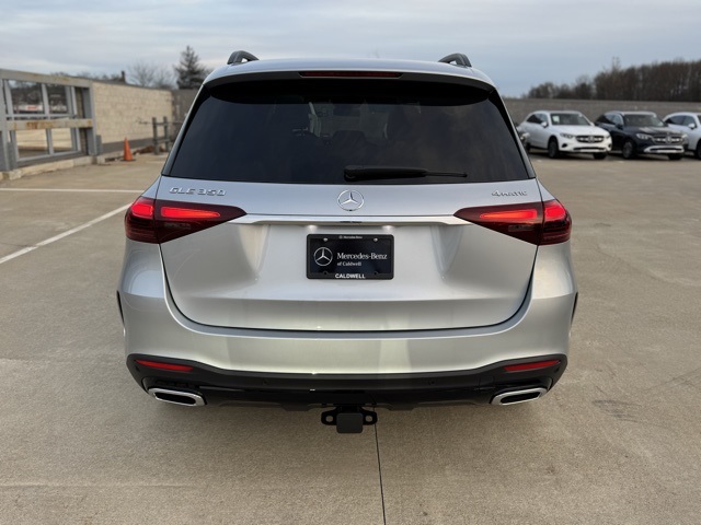 2026 Mercedes Benz GLE 350 4MATIC photo 3