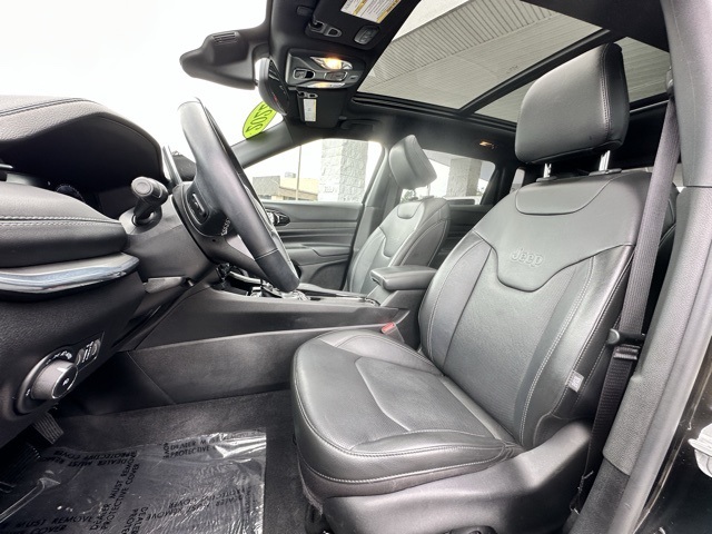 2022 Diamond Black Crystal Pearlcoat Jeep Compass High Altitude 4X4 SUV