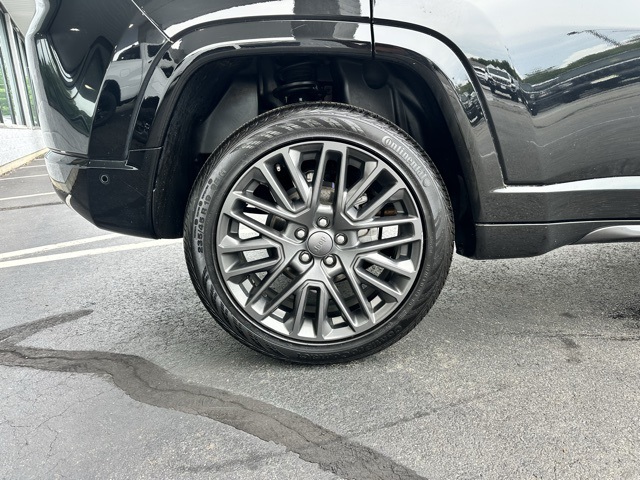 2022 Diamond Black Crystal Pearlcoat Jeep Compass High Altitude 4X4 SUV