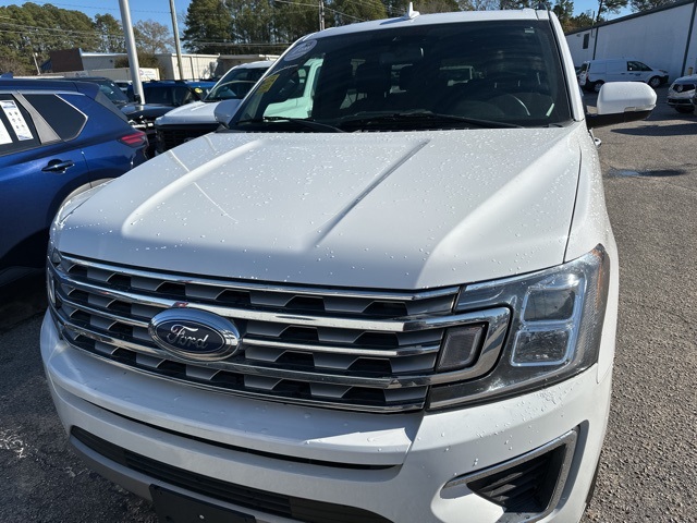 2021 Ford Expedition Limited's photo