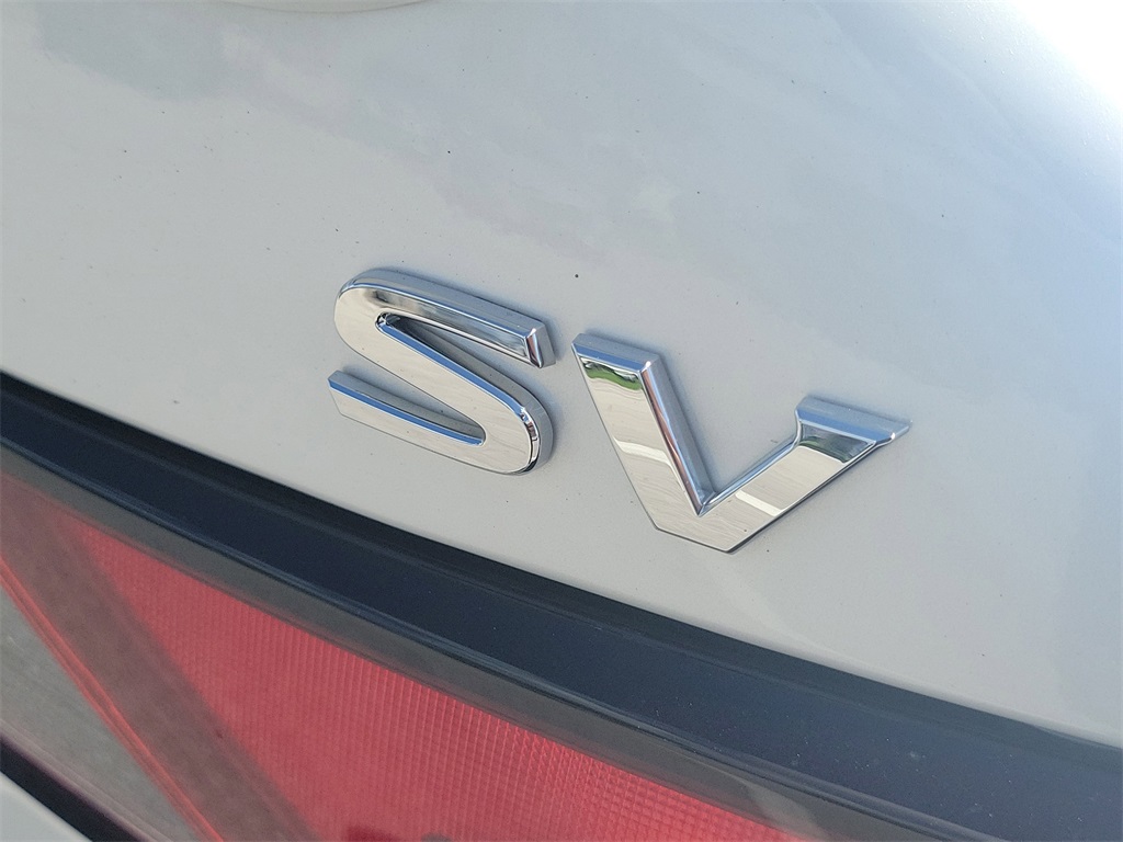2022 Aspen White TriCoat Pearl Nissan Sentra SV FWD Sedan