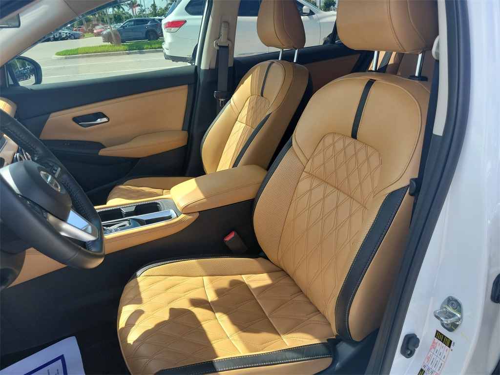 2022 Aspen White TriCoat Pearl Nissan Sentra SV FWD Sedan