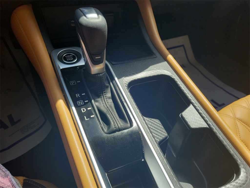 2022 Aspen White TriCoat Pearl Nissan Sentra SV FWD Sedan