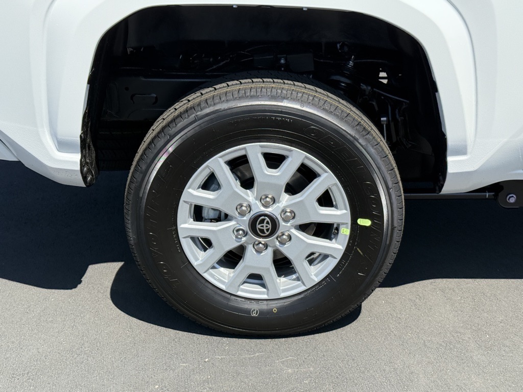 2025 Toyota Tacoma SR5 Double Cab photo 14