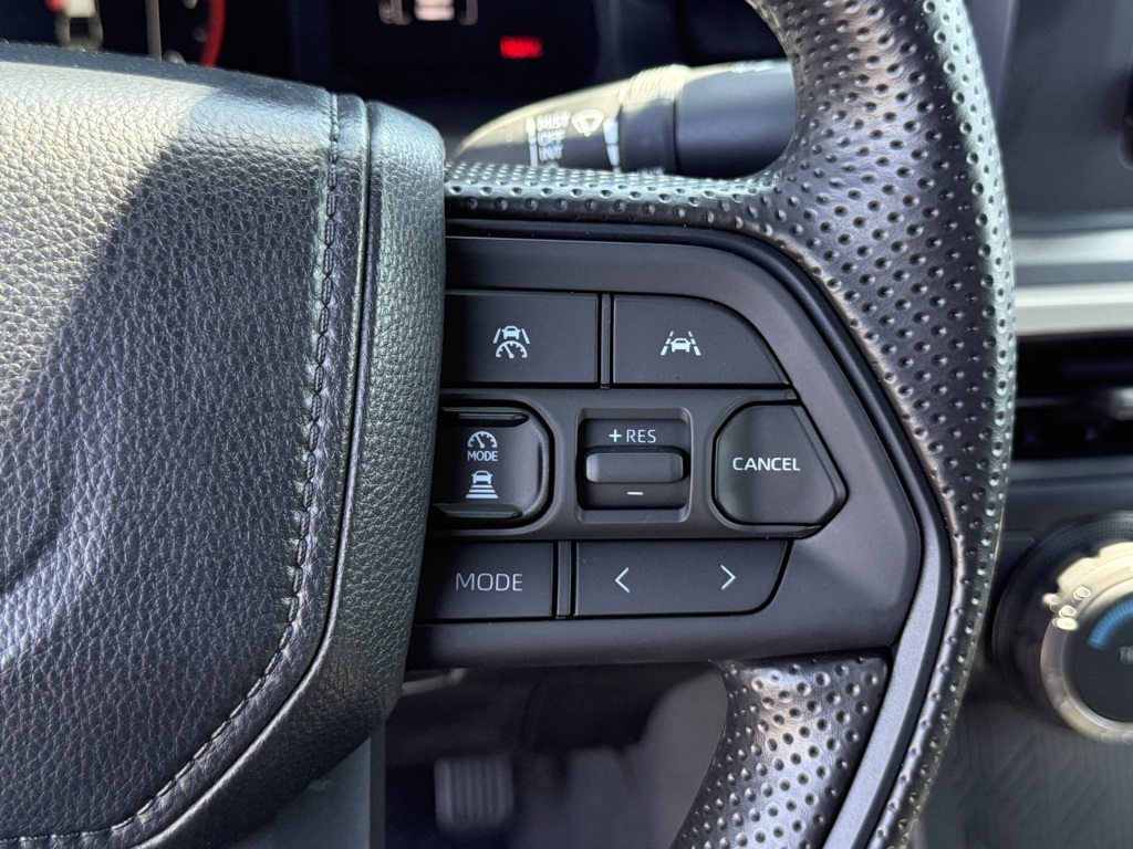 2025 Toyota Tacoma SR5 Double Cab photo 21