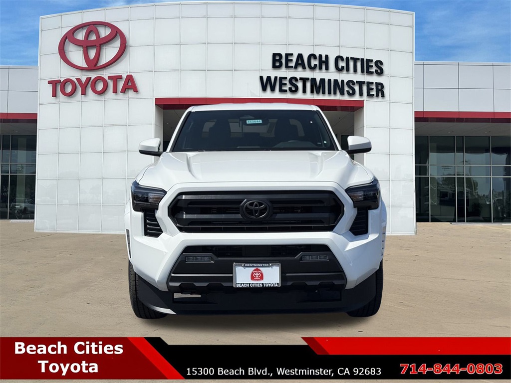 2025 Toyota Tacoma SR5 Double Cab photo 4