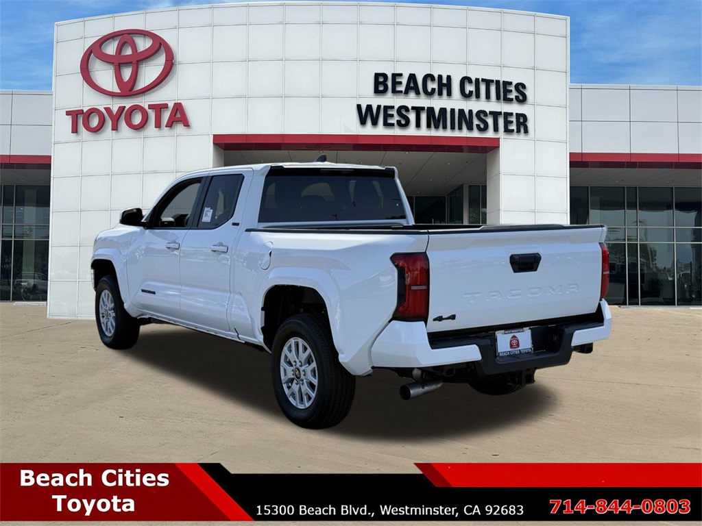 2025 Toyota Tacoma SR5 Double Cab photo 8
