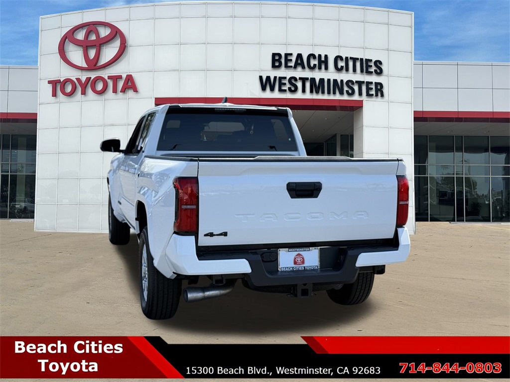 2025 Toyota Tacoma SR5 Double Cab photo 9