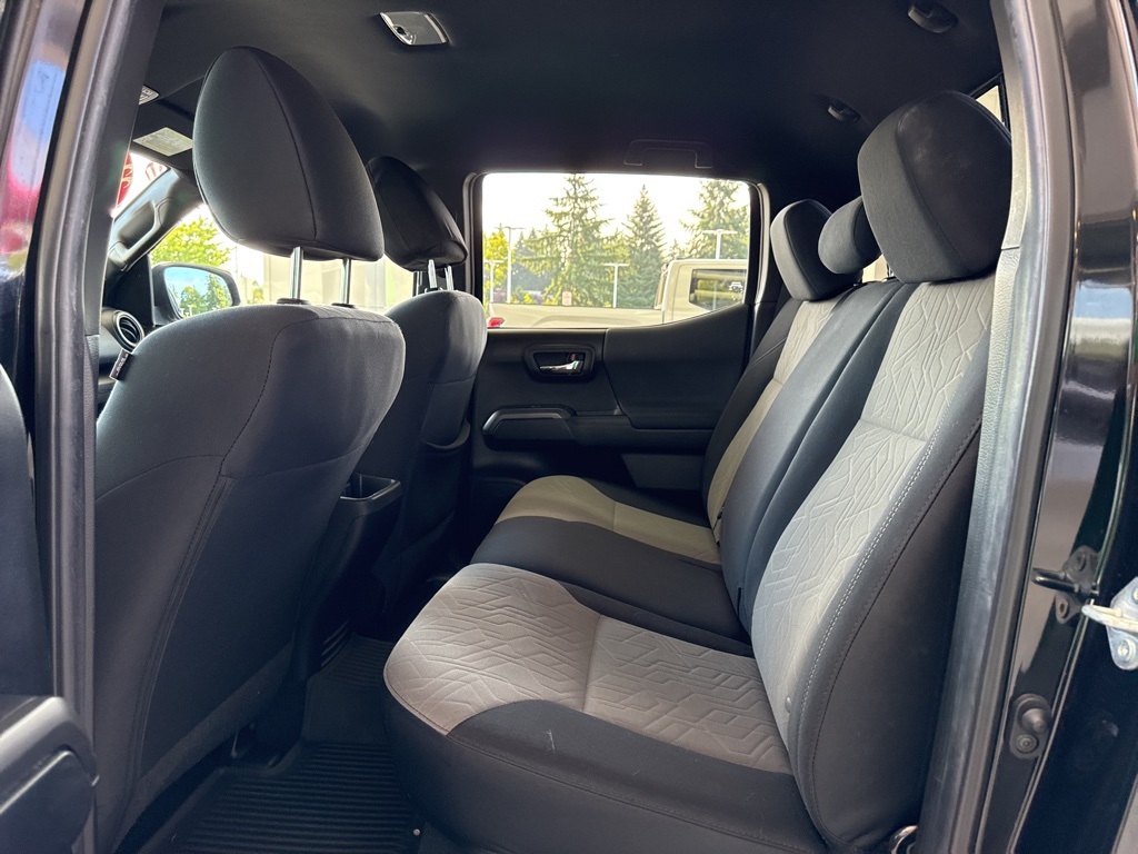 2022 Toyota Tacoma TRD Sport photo 21