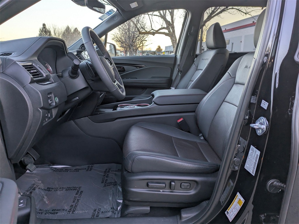 2024 Honda Passport Black Edition photo 11