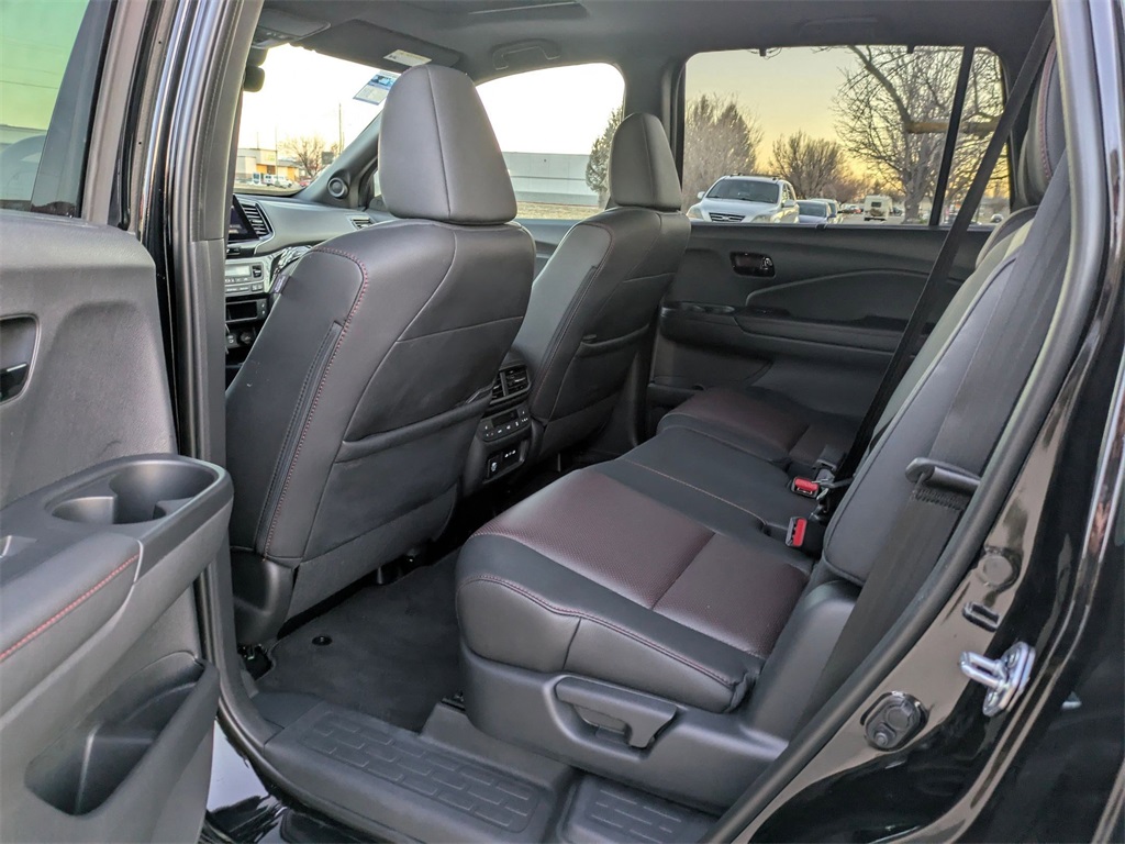 2024 Honda Passport Black Edition photo 21
