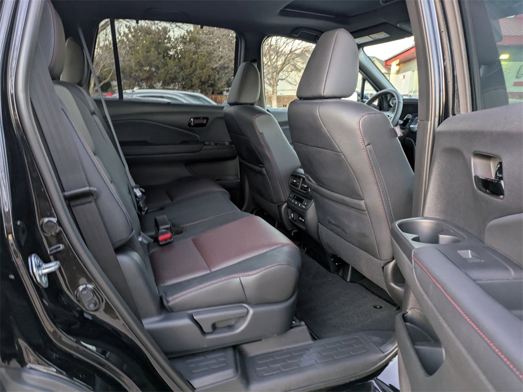 2024 Honda Passport Black Edition photo 26