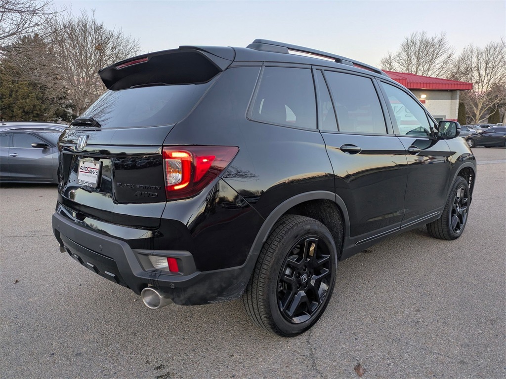 2024 Honda Passport Black Edition photo 2