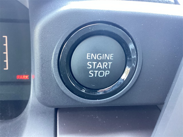 2025 Toyota Tacoma SR5 Double Cab photo 19