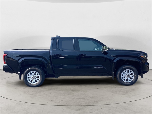 2025 Toyota Tacoma SR5 Double Cab photo 6
