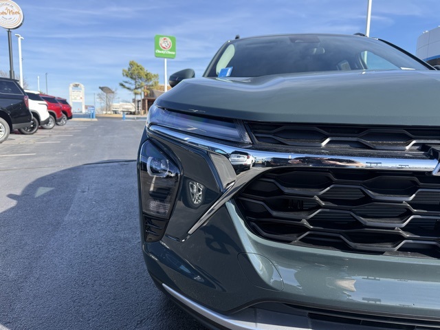 new 2026 Chevrolet Trax car, priced at $26,385