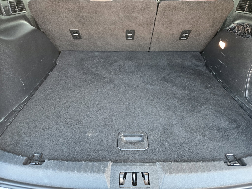 2020 Ford Edge Titanium photo 29