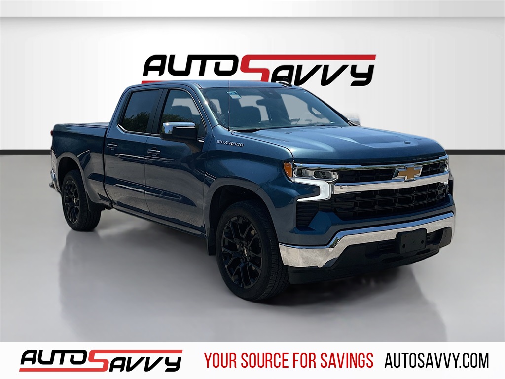 2024 Chevrolet Silverado 1500 LT's photo