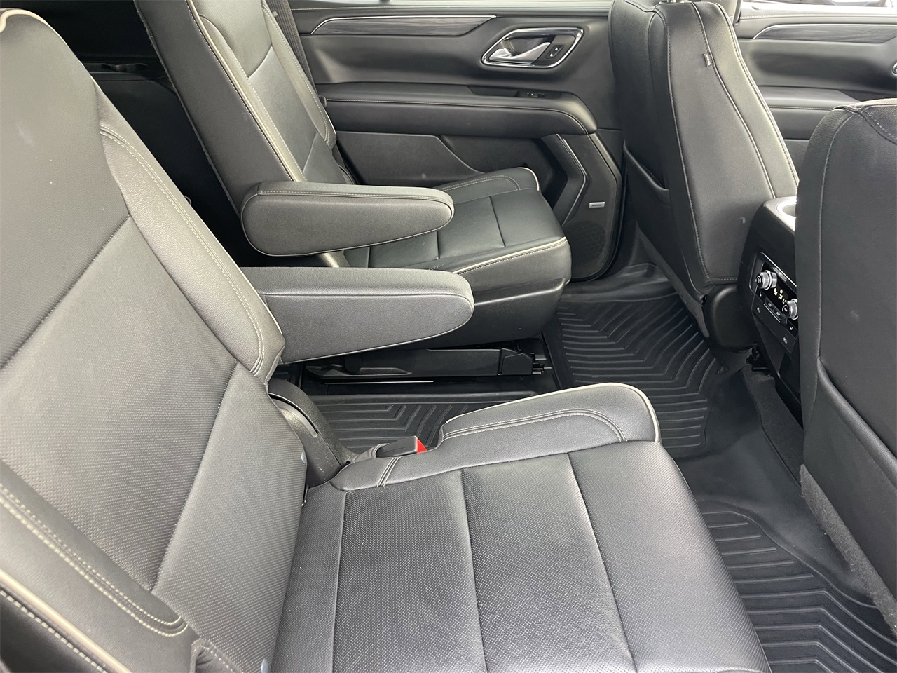 used 2022 GMC Yukon car, priced at $49,991