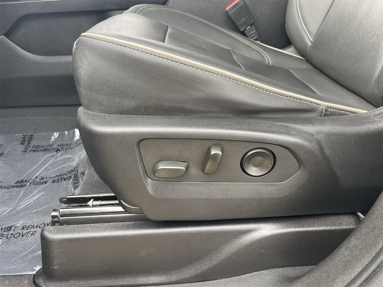 used 2022 GMC Yukon car, priced at $49,991