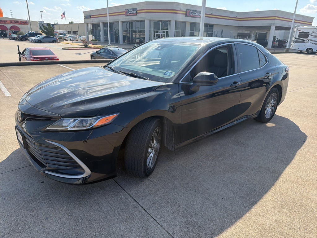2022 Toyota Camry LE