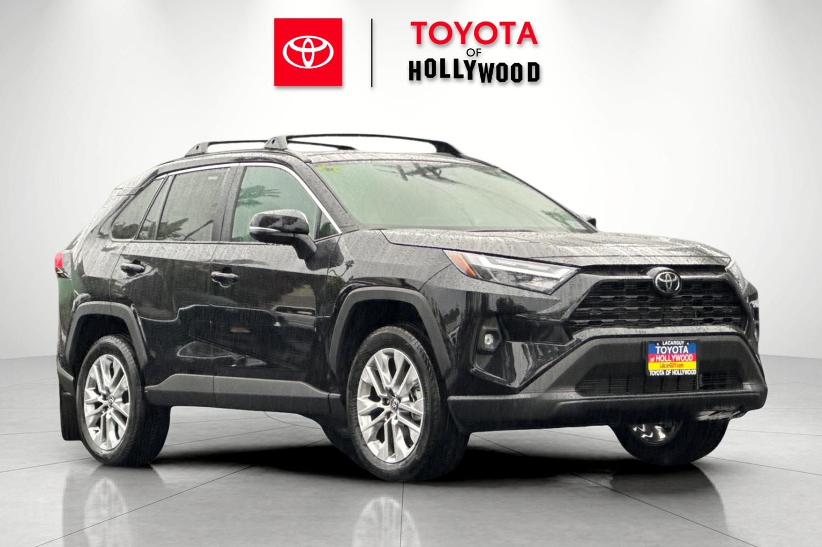 2025 Toyota RAV4 XLE Premium's photo