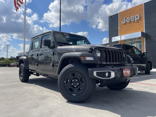 2025 Jeep Gladiator Sport's photo