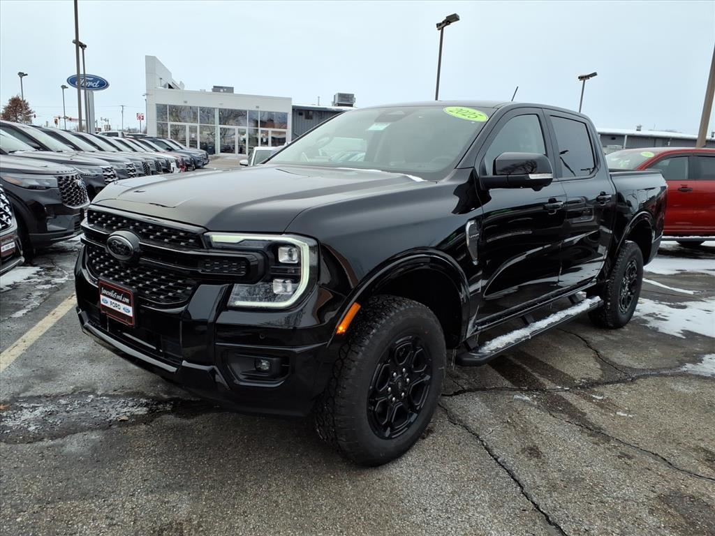 2025 Ford Ranger Lariat's photo