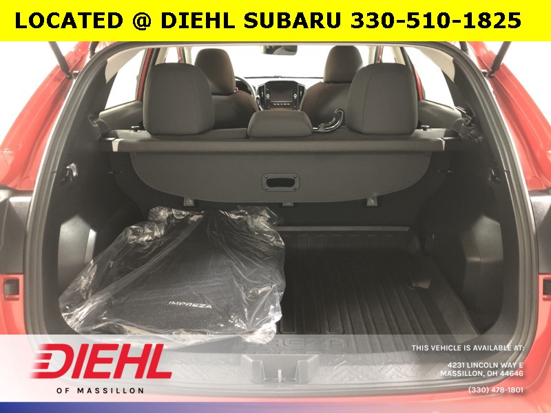 2025 Subaru Impreza Base photo 8