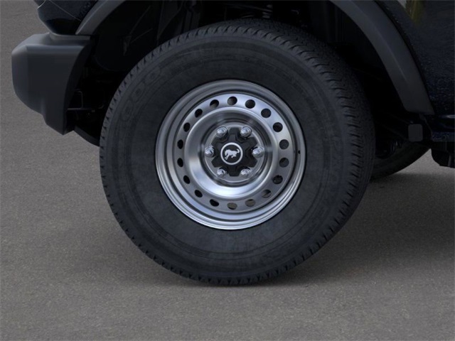 2025 Ford Bronco Base photo 17