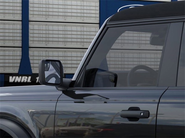 2025 Ford Bronco Base photo 18