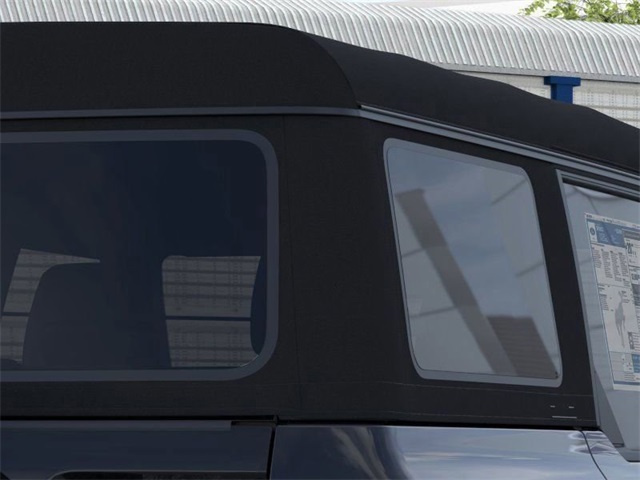 2025 Ford Bronco Base photo 21