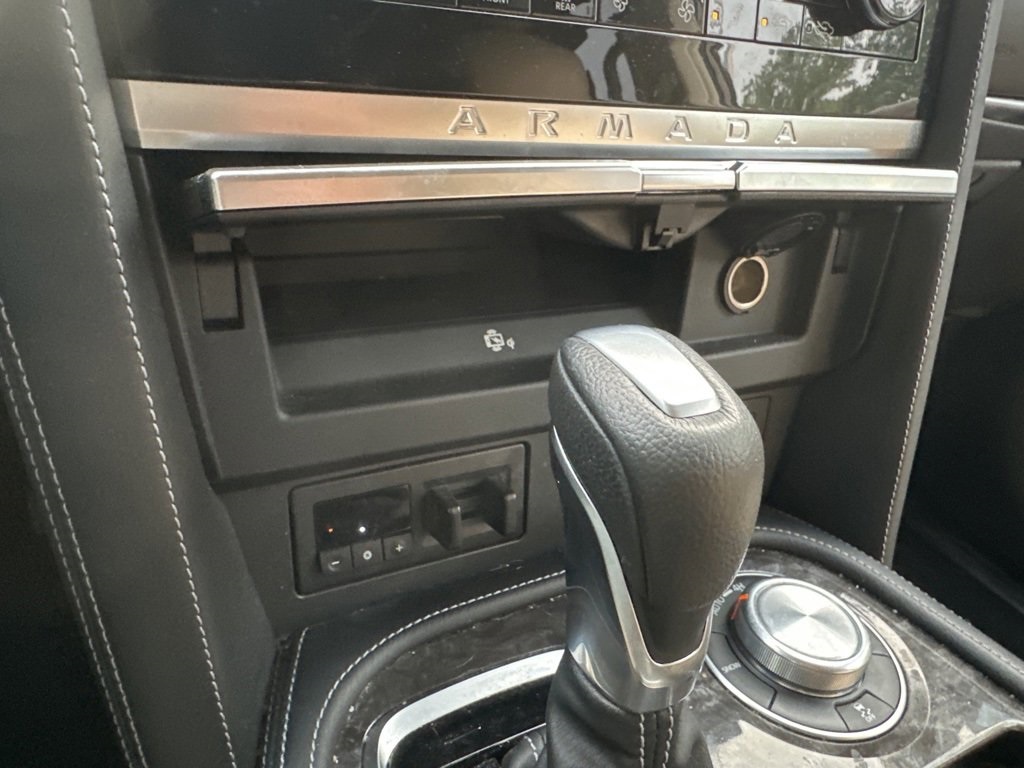 Used 2021 Blue Nissan Platinum image 19