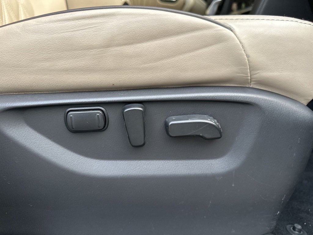 Used 2021 Blue Nissan Platinum image 37