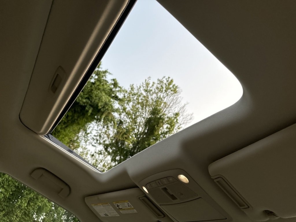 Used 2021 Blue Nissan Platinum image 40
