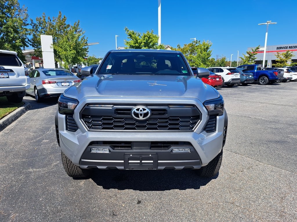 2025 Toyota Tacoma TRD Off-Road Double Cab photo 3