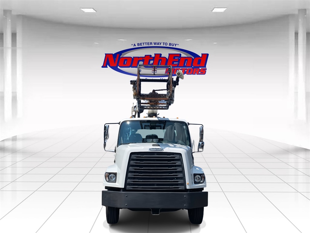 2015 White Freightliner 180SD Bucket/Boom ALTEC