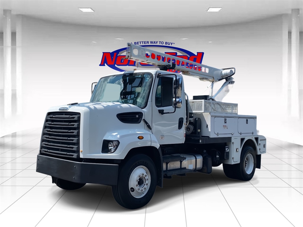 2015 White Freightliner 180SD Bucket/Boom ALTEC