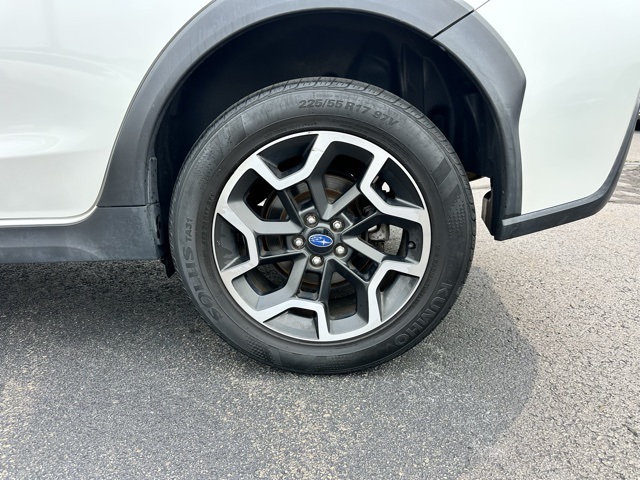 2016 Crystal White Pearl Subaru Crosstrek 2.0i Premium AWD SUV