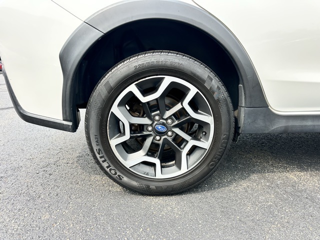 2016 Crystal White Pearl Subaru Crosstrek 2.0i Premium AWD SUV